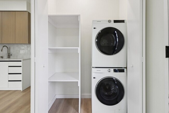 Building Photo - 4456 30th Street - North Parks Elevated Spanish Style Community