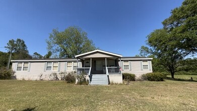 Building Photo - 198 County Rd 1165