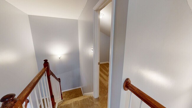 Building Photo - 4 Bedrooms in Established Hope Mills Commu...