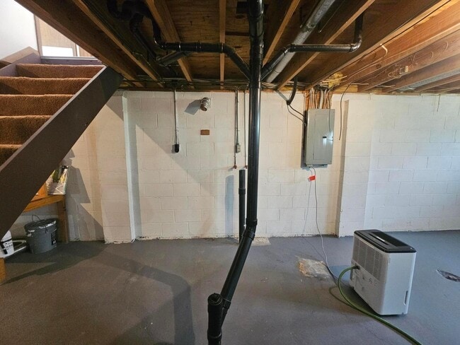 Building Photo - 1793 Ibson Dr