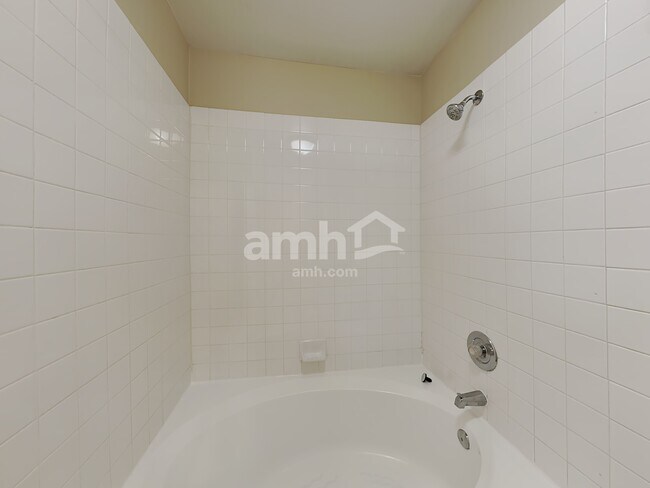 Building Photo - 193 Caswell Ct