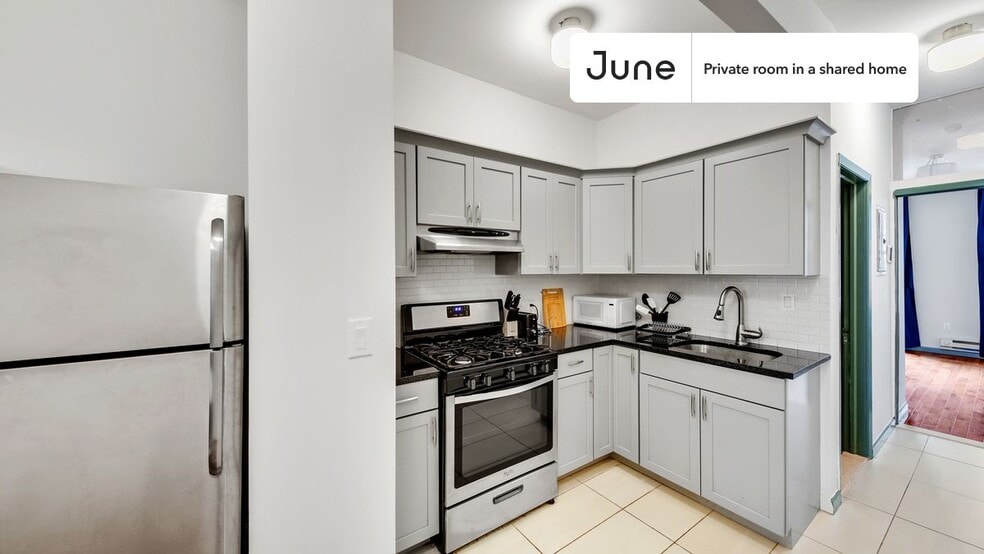Building Photo - Room in Shared 2 bed/1 bath home in East Harlem
