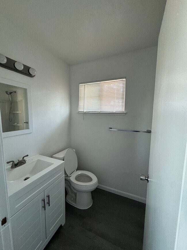 Building Photo - 7442 Tierra Way
