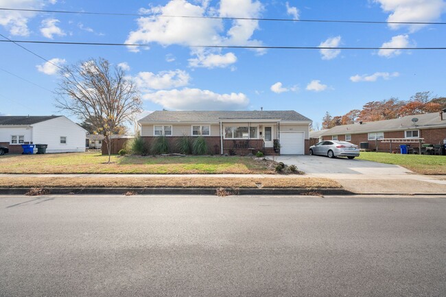 Primary Photo - Charming Ranch-Style Home in a Quiet Norfo...