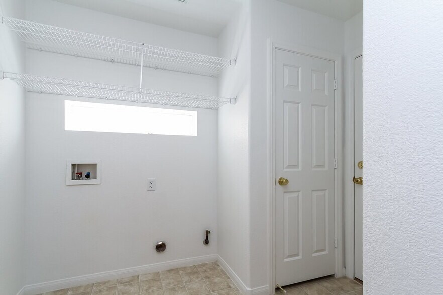 Building Photo - 10762 Sheridan Dawn Ct
