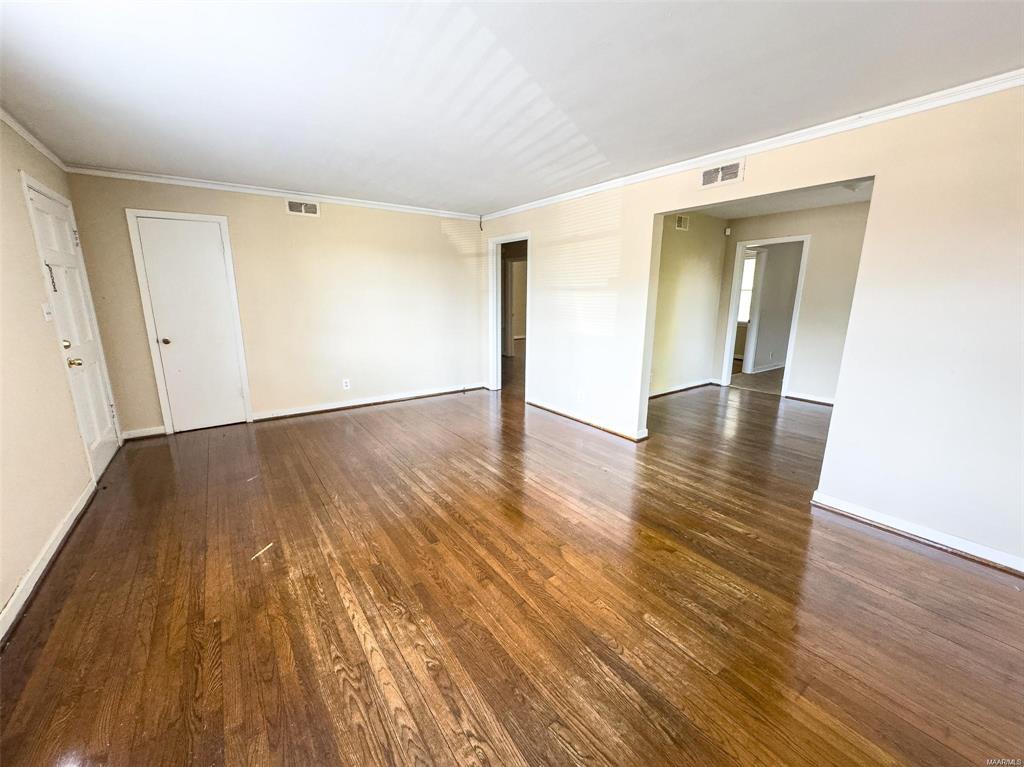 Building Photo - 815 Perry Hill Rd