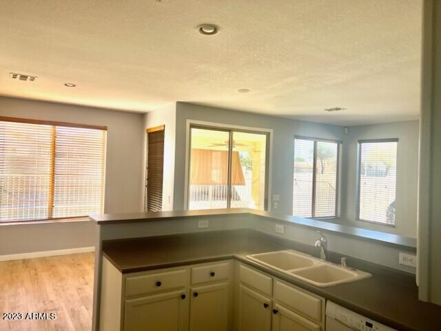 Building Photo - 1481 W Hawk Way