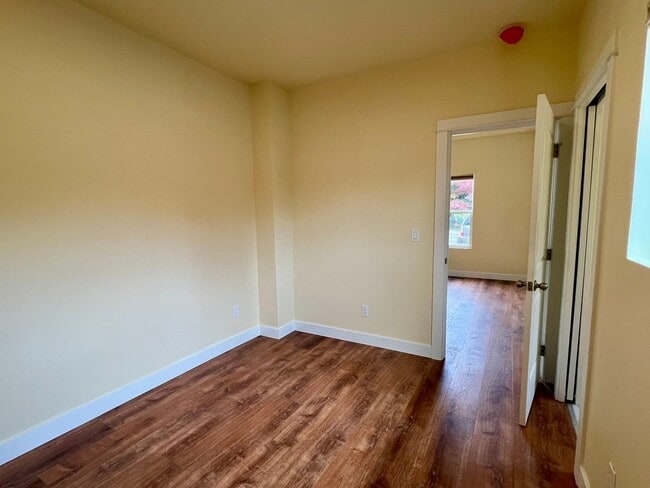 Building Photo - PENDING APPLICATION; Water Included! Fully Remodeled 1 BD + Loft