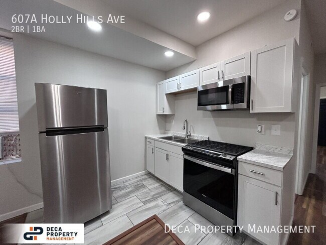 Building Photo - 607A Holly Hills Ave-