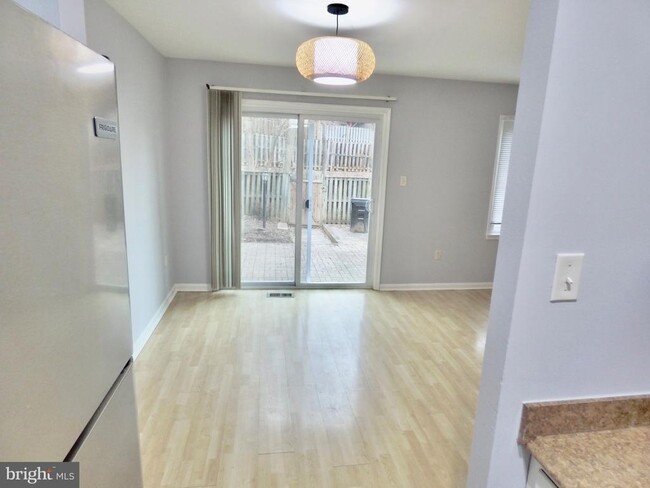 Building Photo - 2975 Cashel Ln