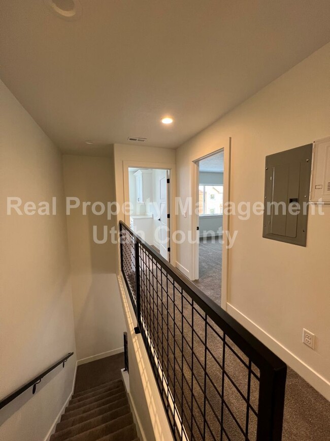 Building Photo - New AF Townhome