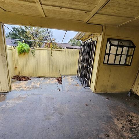 Building Photo - 1510 Cherrycrest Ln