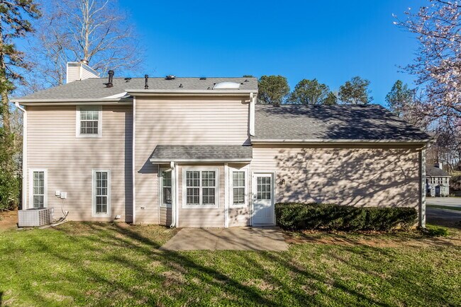 Building Photo - 1089 Oak Moss Dr