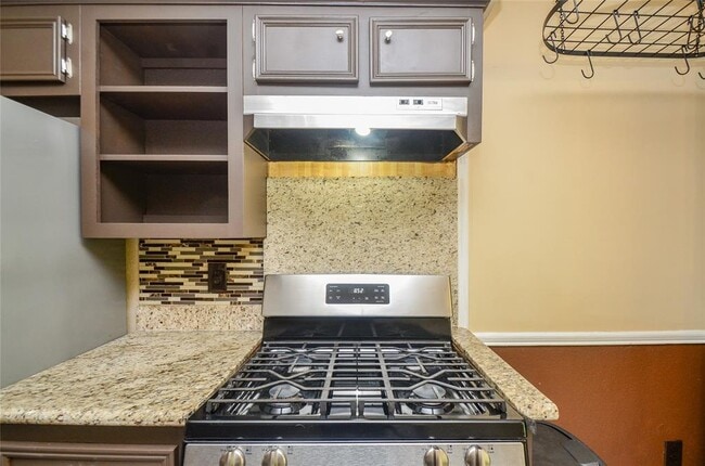 Building Photo - 7851 Battlepine Dr