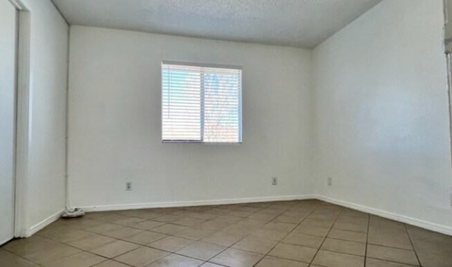 Master Bedroom (2of 3) - 58785 Barron Dr
