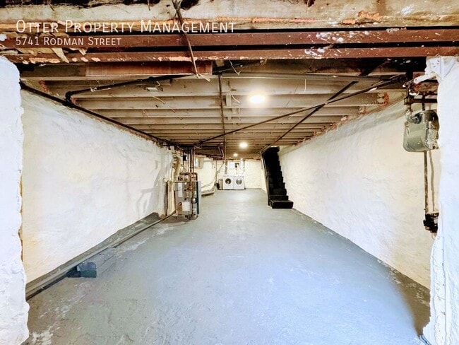 Building Photo - 5741 Rodman St