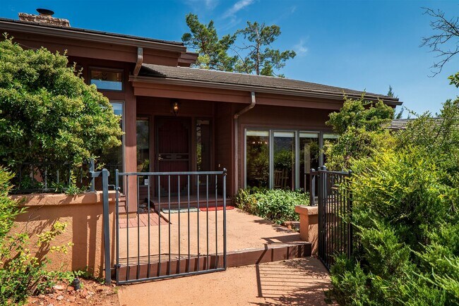 Building Photo - 36 Ponderosa Rd