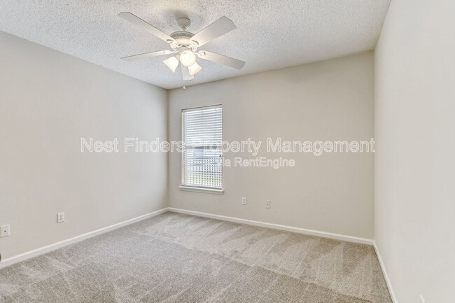 Building Photo - 749 Grand Parke Dr