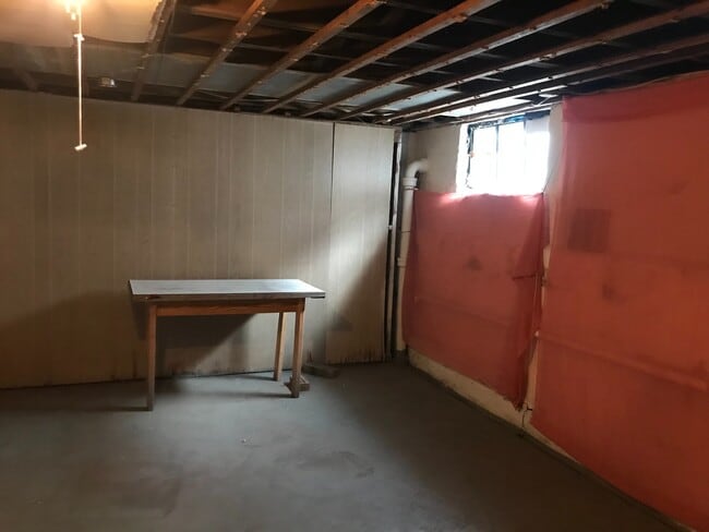 Building Photo - DREAM LOCATION !! LOOKS LIKE PRIVET ROAD !!!