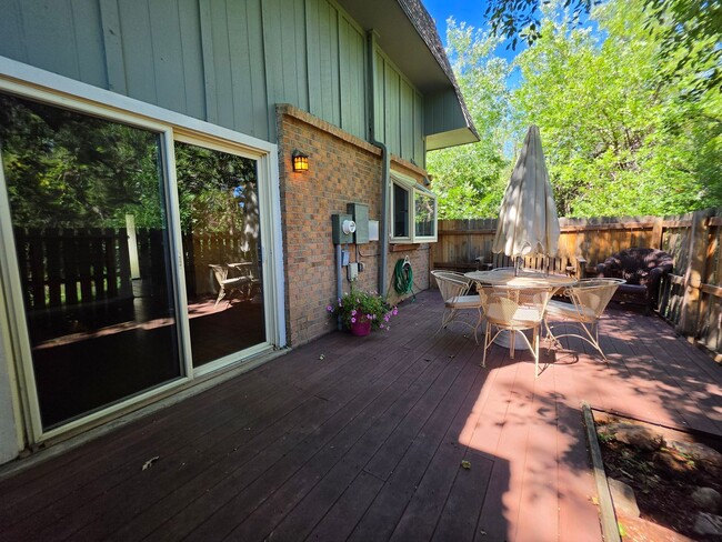 Building Photo - 3850 Paseo Del Prado