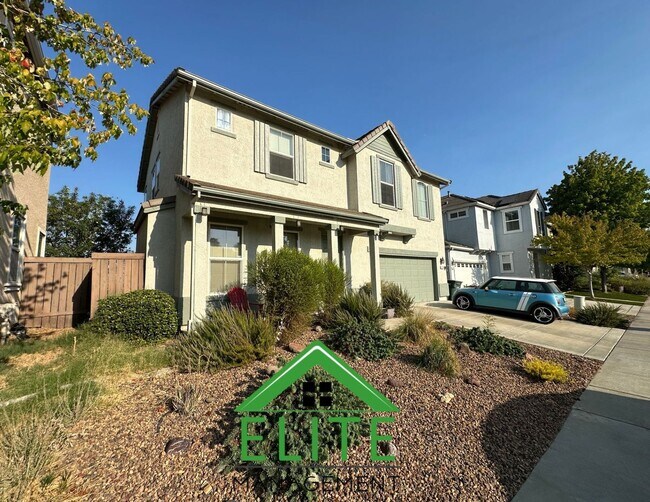 Building Photo - Beautiful 3-Bedroom Home in Desirable Nort...