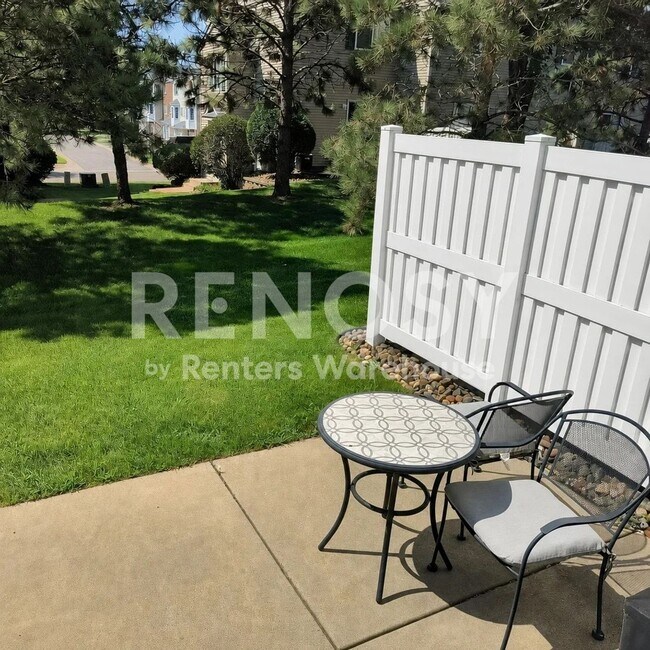 Building Photo - 2BD/2BA Townhome in Ramsey Available Now!