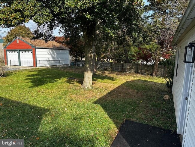 Building Photo - 11 Beryl Rd