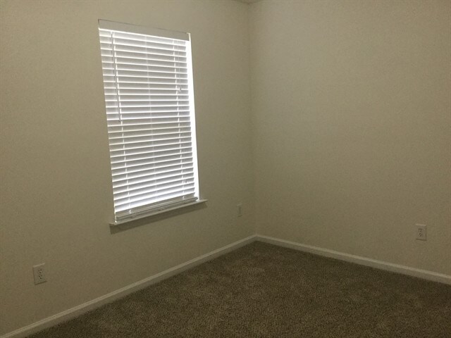 Building Photo - 406 Bramford Way