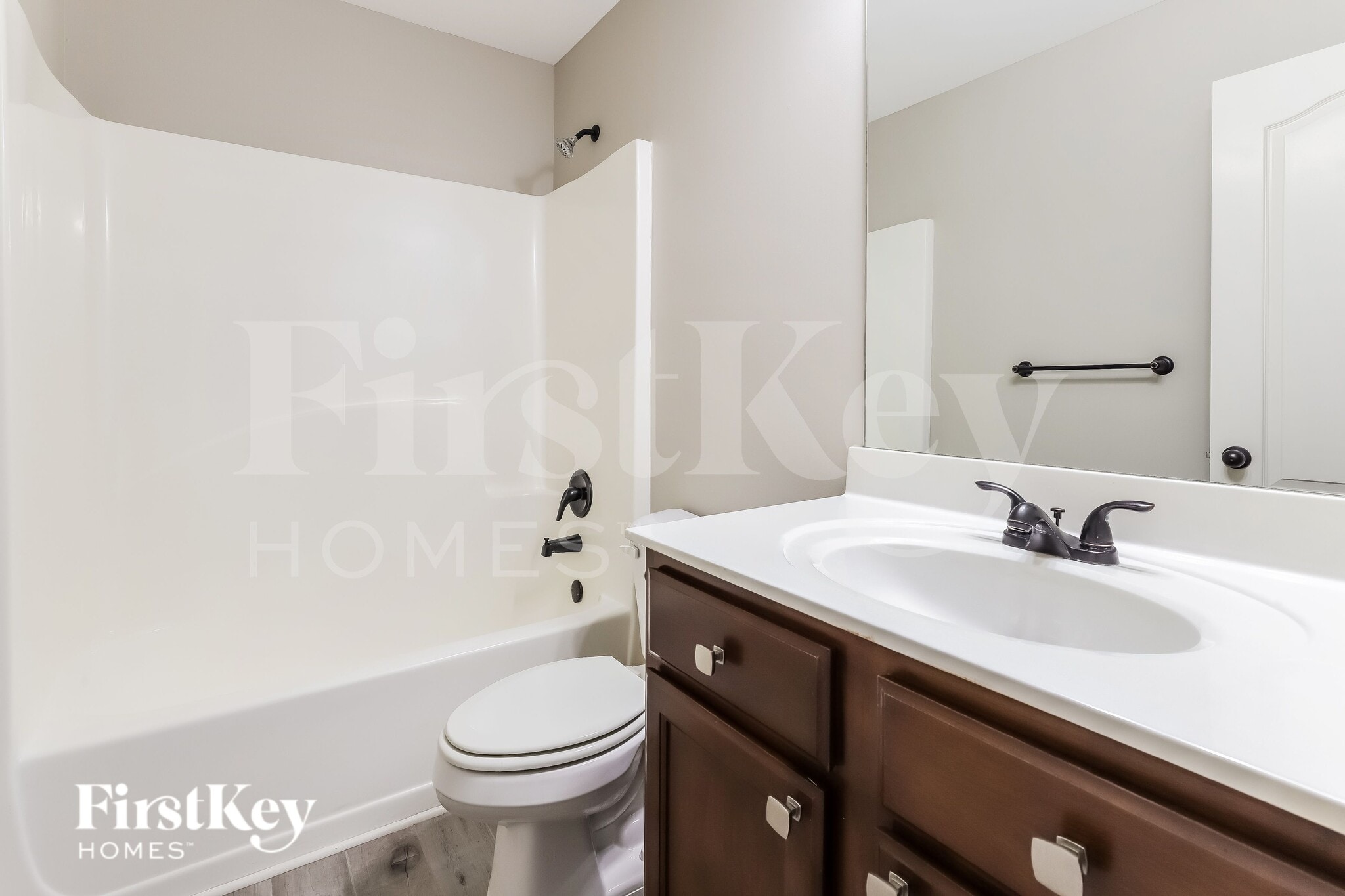 Building Photo - 3160 Legacy Glen Path