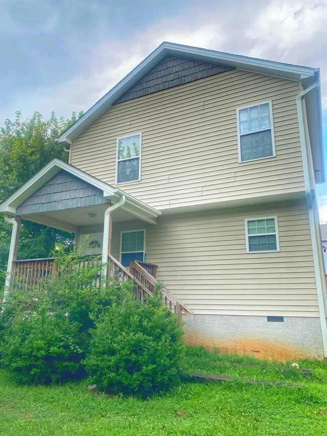 Building Photo - 47 Nancy St