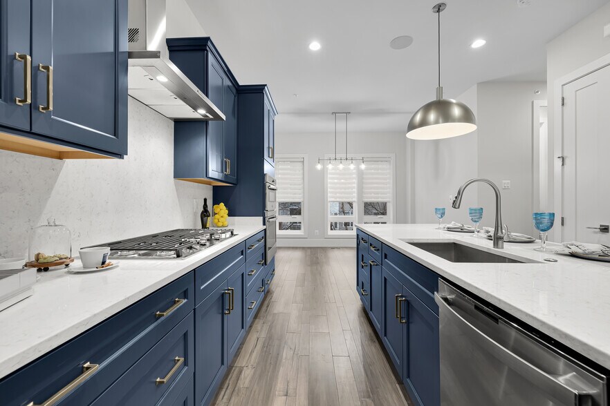 Building Photo - 147 Prairie Ln