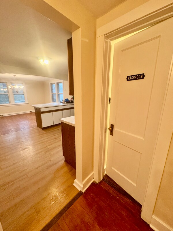 Building Photo - 622 Milwaukee St