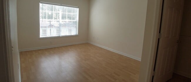 Building Photo - Beautiful 2/2 condo for rent next to Waterford Lakes Town Center and UCF