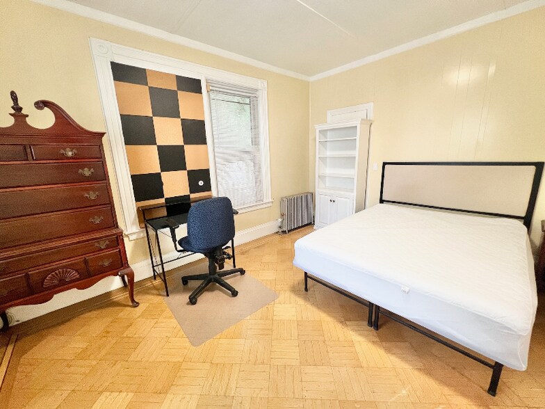 Building Photo - 205 Washington Ave