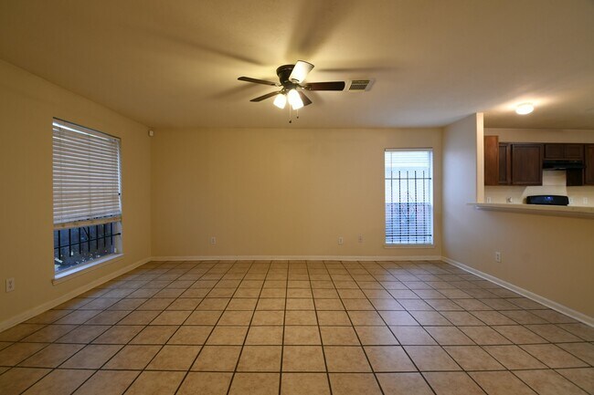 Building Photo - 8611 Texas Acorn Ave