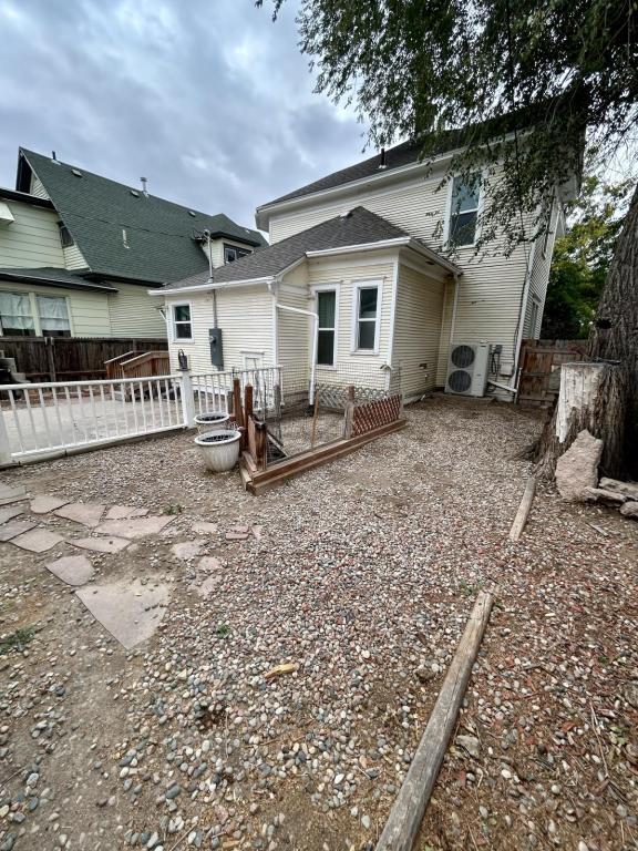 Building Photo - 625 Rudd Ave