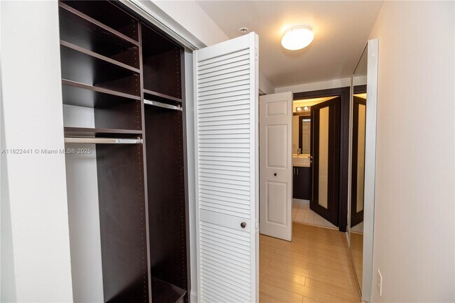 Building Photo - 50 Menores Ave