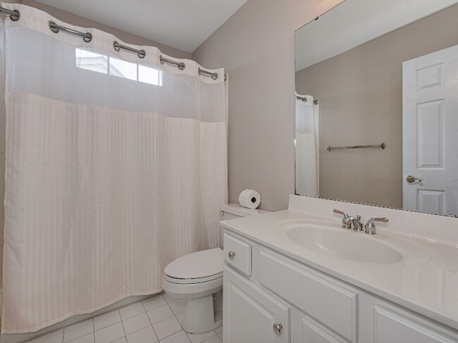 Building Photo - 2124 Sablewood Dr