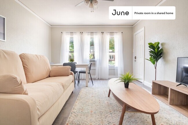 Building Photo - Room in Shared 4 bed/2 bath home