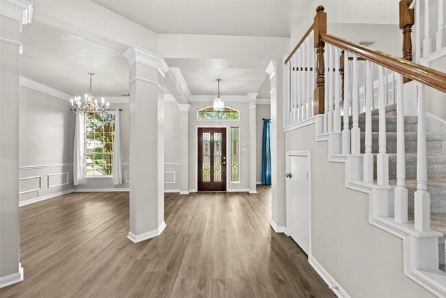 Building Photo - 14810 Cantwell Bend