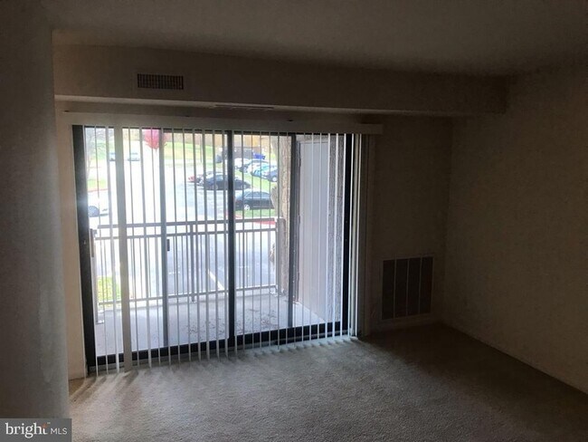 Building Photo - 6091 Majors Ln