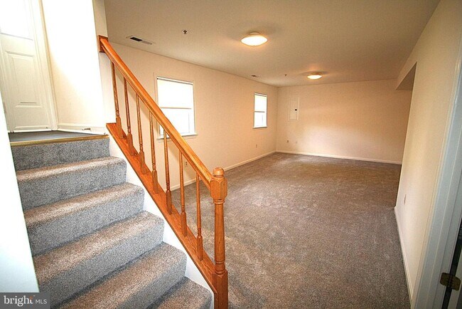 Building Photo - 4405 Apex Ln