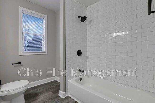 Building Photo - 293 E Woodrow Ave