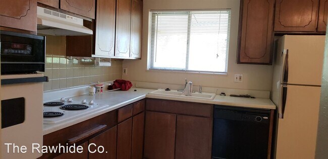 Building Photo - 4 br, 3 bath House - 2214  Greenwich Circle W