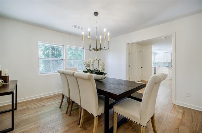 Building Photo - 3154 N Druid Hills Rd