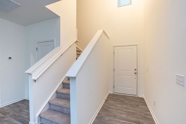 Building Photo - 3 br Paired Home minutes from I-77 and I-40 READY NOW - FEBRUARY SPECIAL