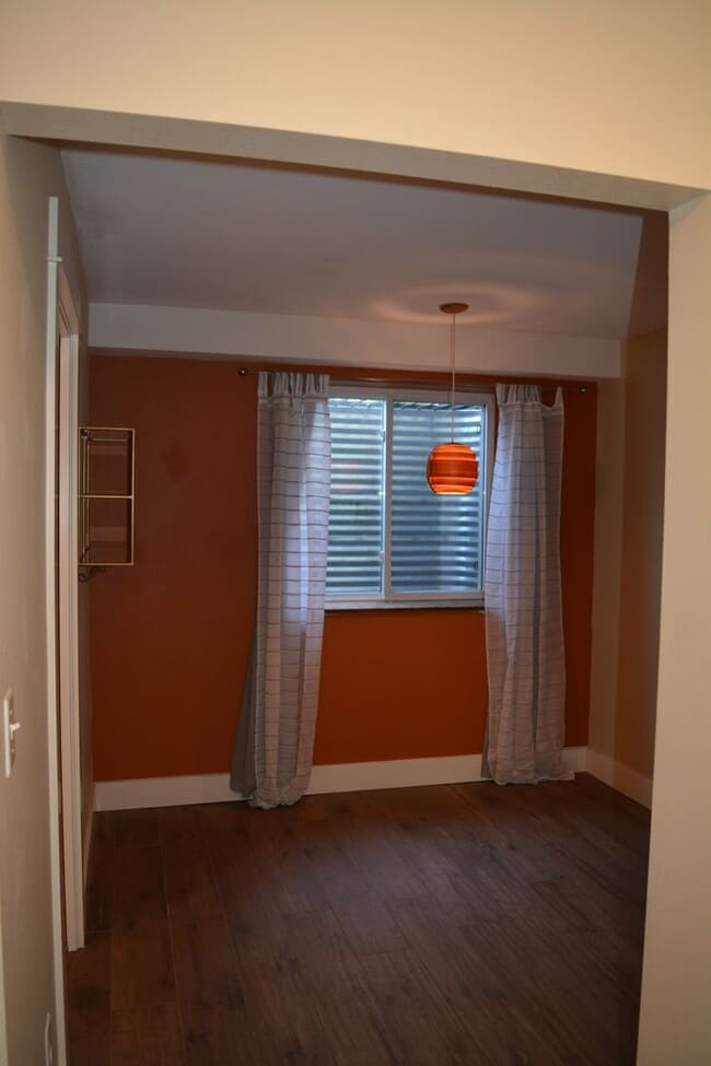 Building Photo - 3 Bed 2 Bath Beautiful Craftsman Home in Missoula $2,900/month