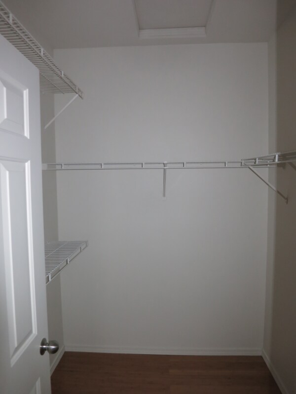 Building Photo - 440 S 51st Ct