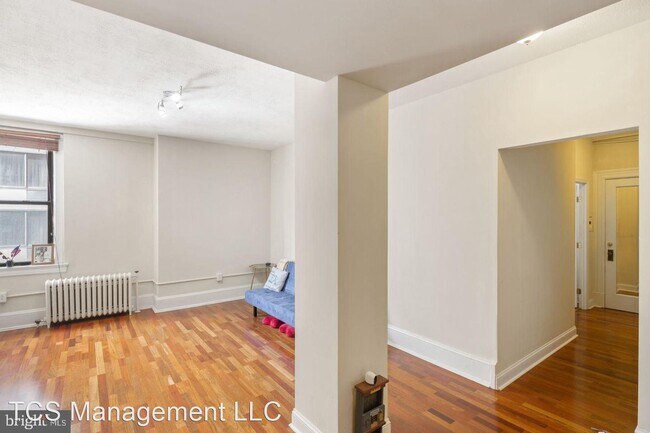 Building Photo - 1324 Locust St