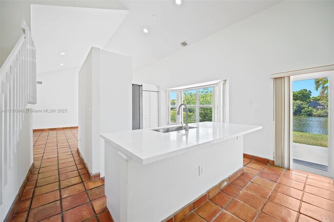 Building Photo - 14531 Hampton Pl